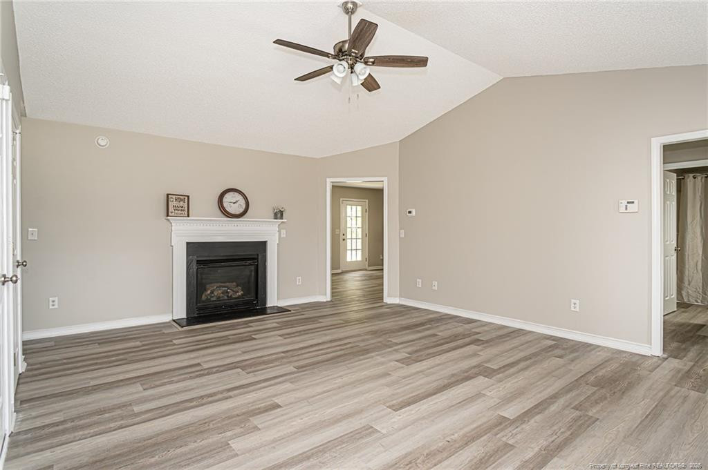 1229 Locks Creek Road