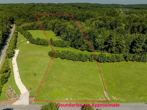 33 Versailles Lane Pittsboro NC 27312