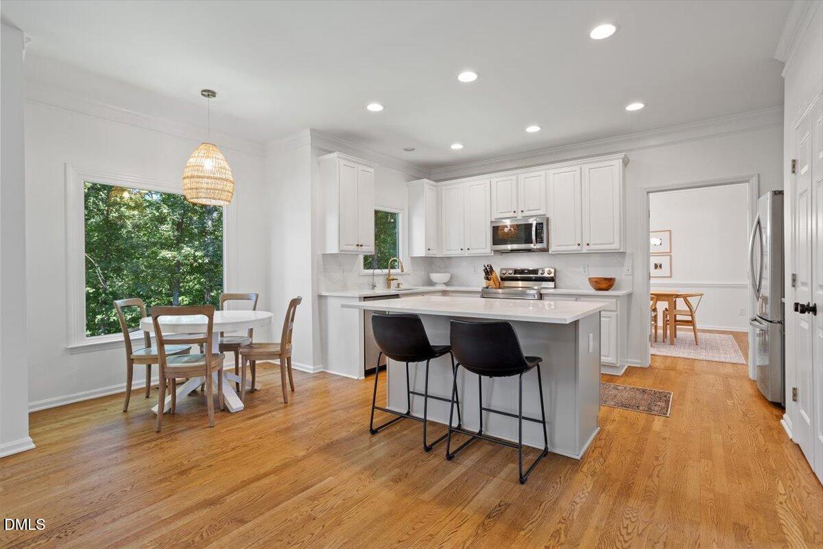 Cary, North Carolina 27513, United States, 4 Bedrooms Bedrooms, ,3 BathroomsBathrooms,Residential,Active,215519