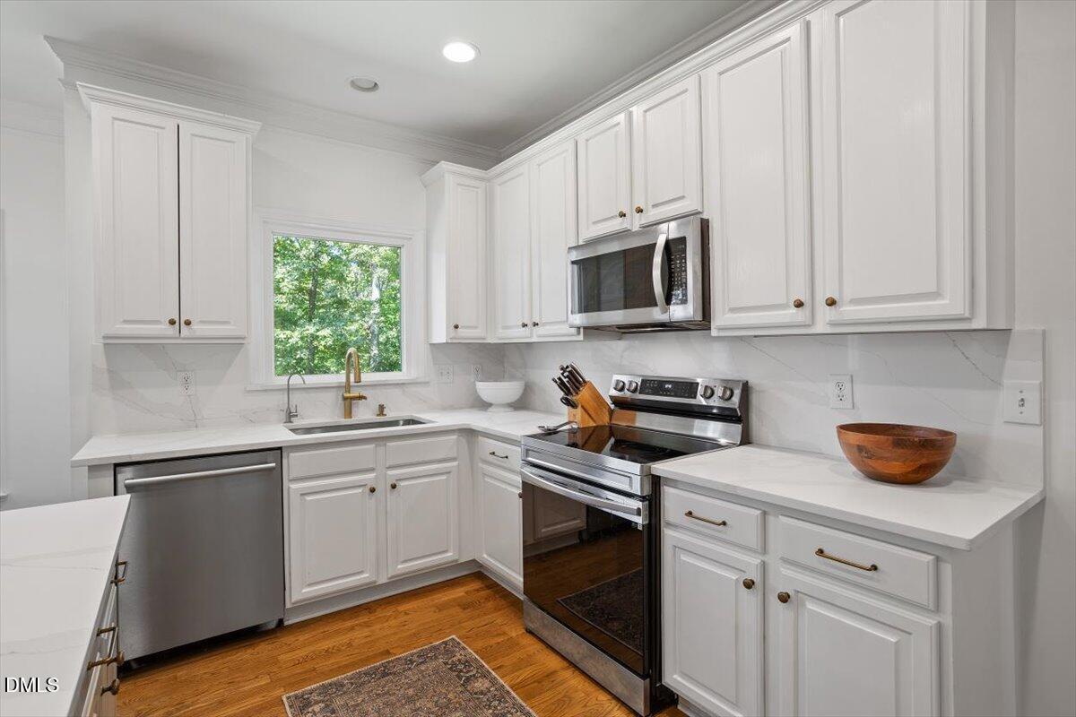 Cary, North Carolina 27513, United States, 4 Bedrooms Bedrooms, ,3 BathroomsBathrooms,Residential,Active,215519