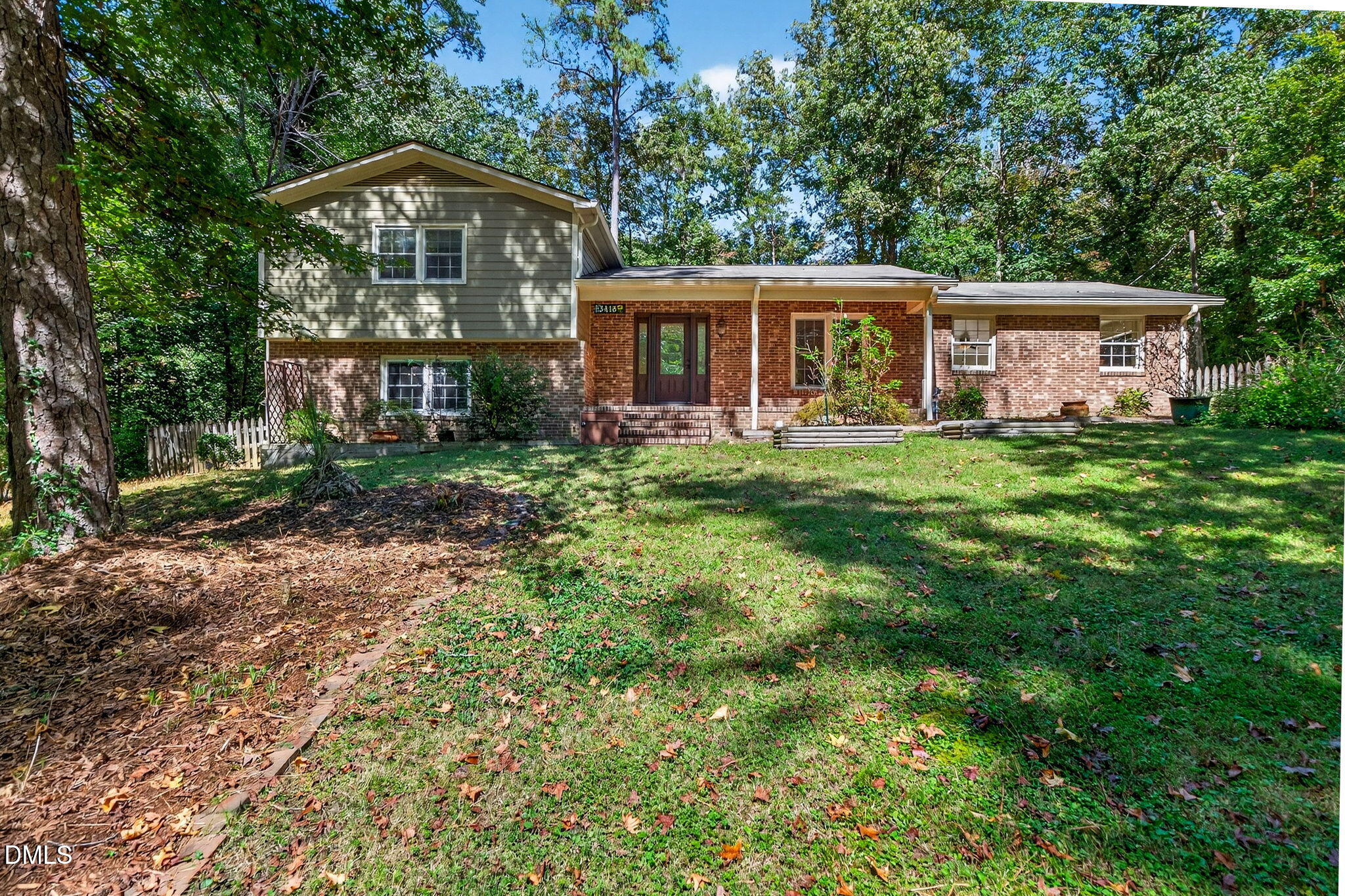 3418 Angus Road