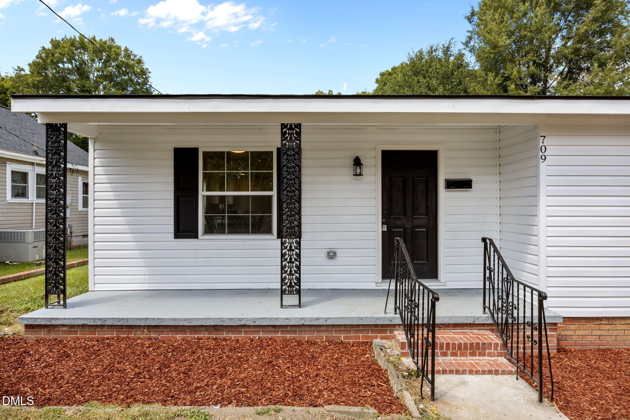 709 E Johnson Street