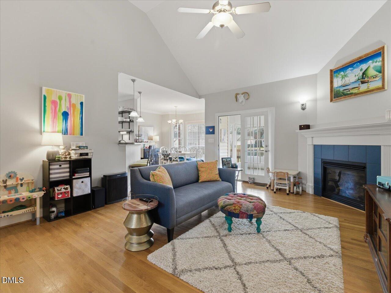 20 Falling Leaf Drive