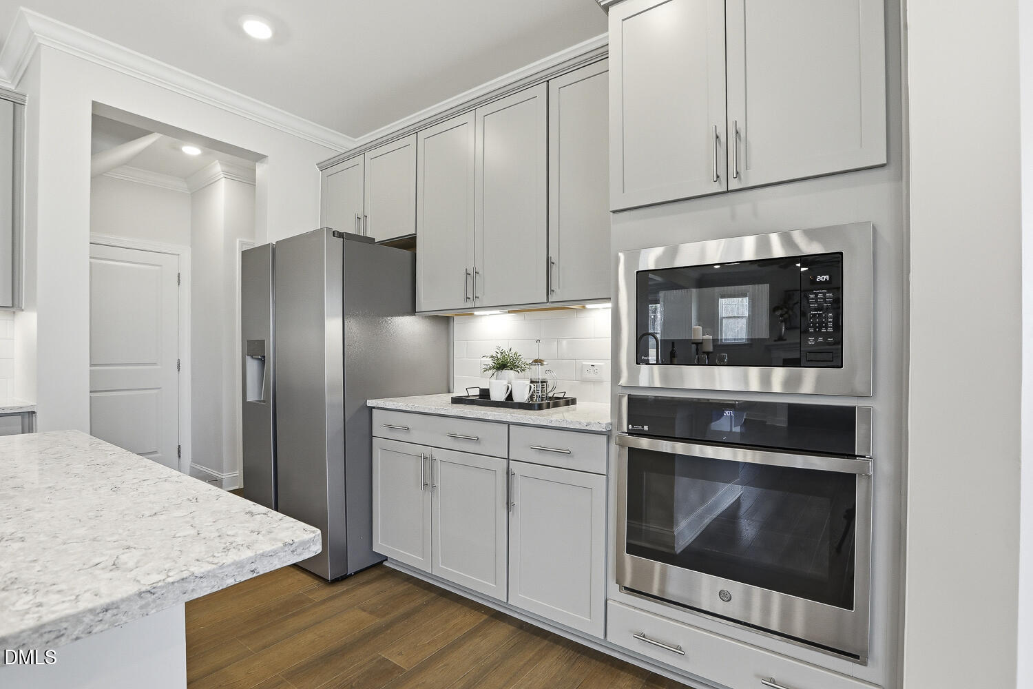 1699 White Rose Lane