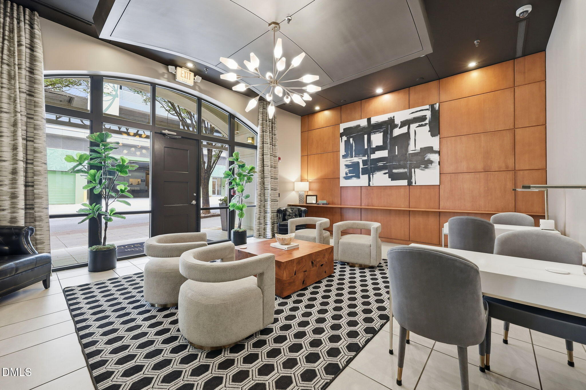 317 W Morgan Street W 504
