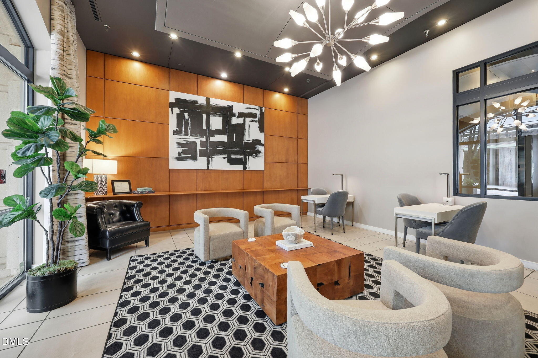 317 W Morgan Street W 504