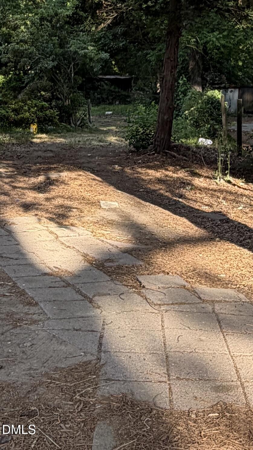 1106 A N Guthrie Avenue