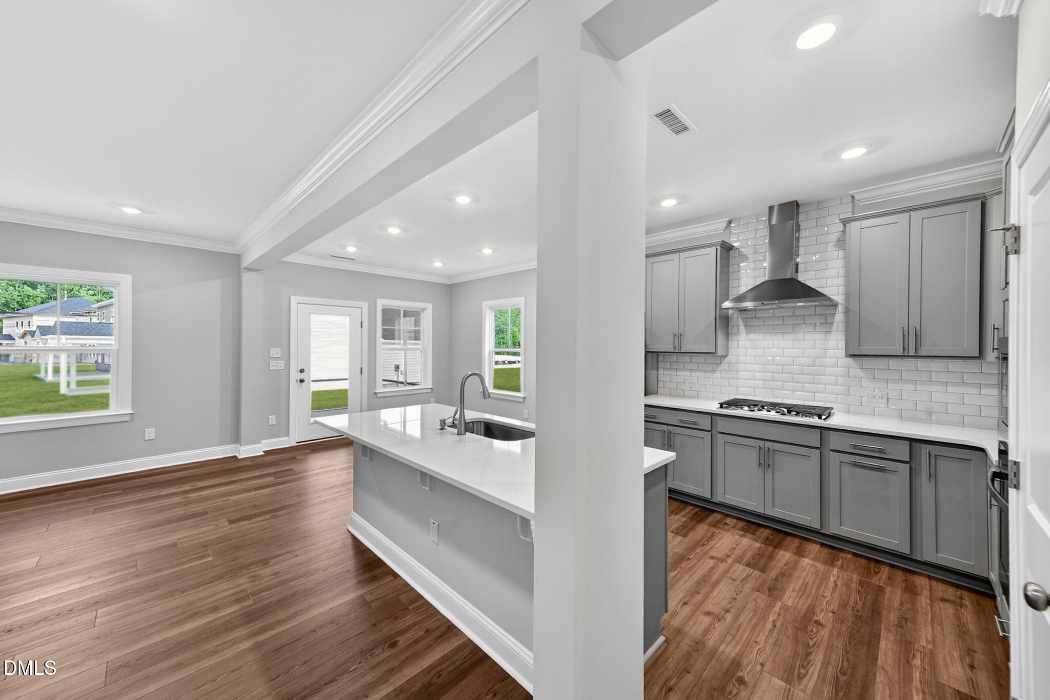 304 Seagrass Circle