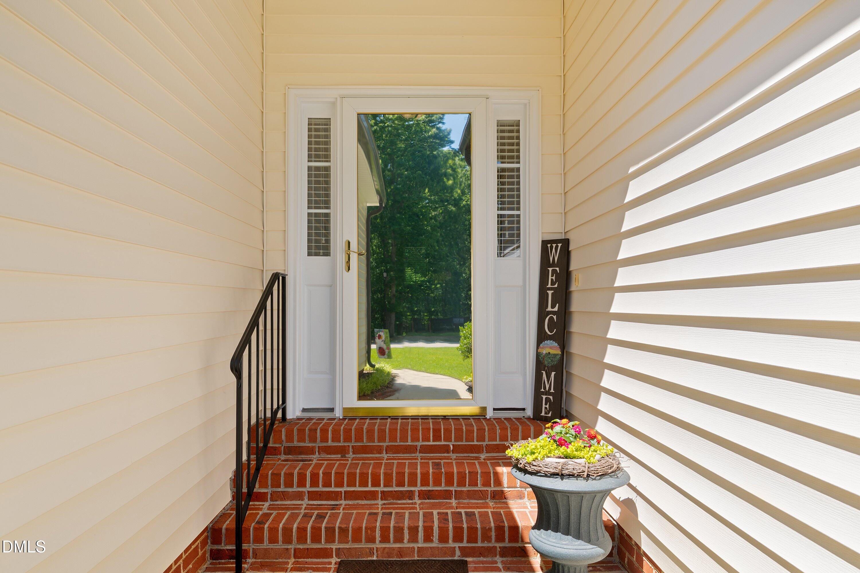 109 Deer Ridge Drive