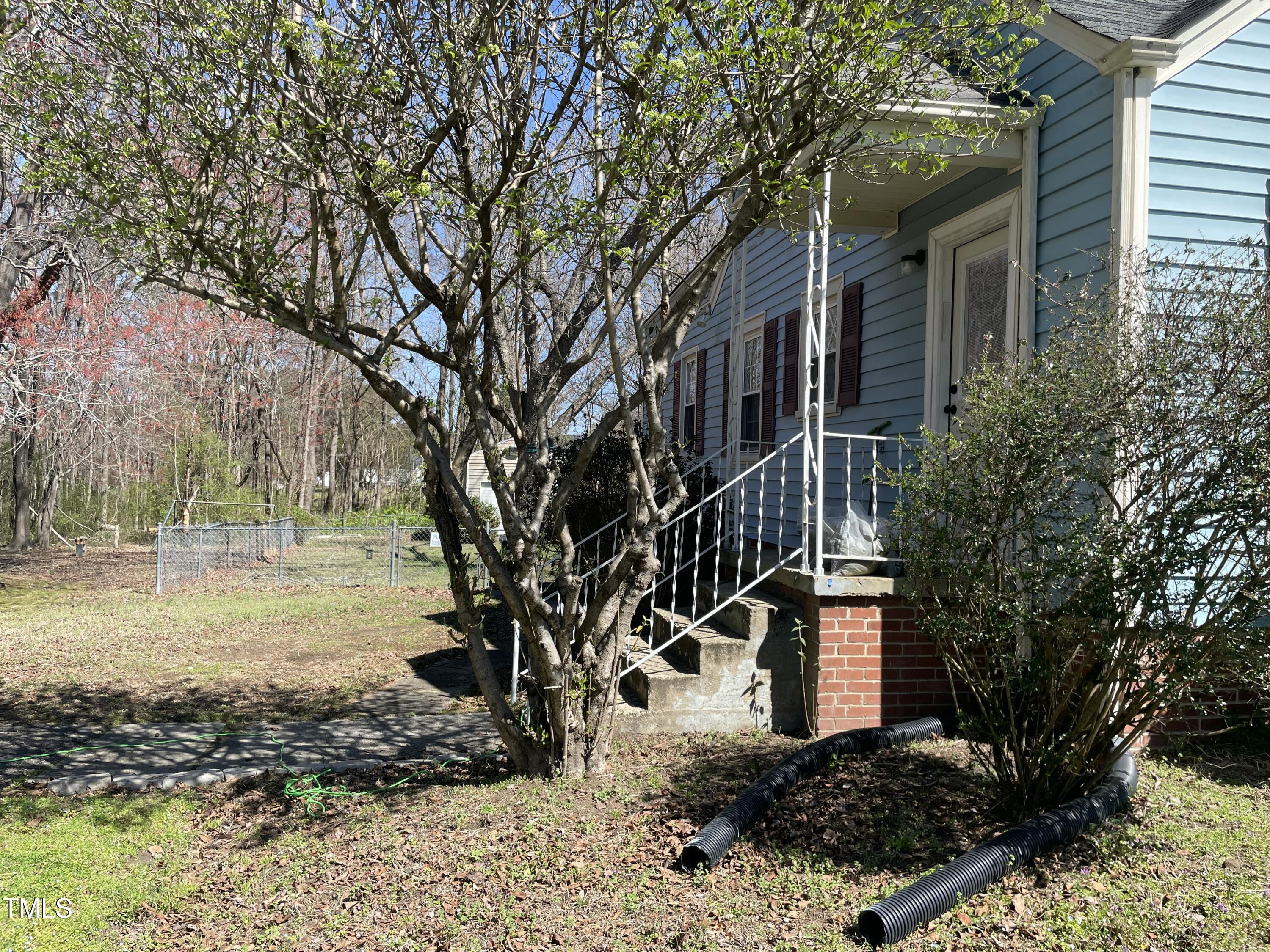214 Grace Street