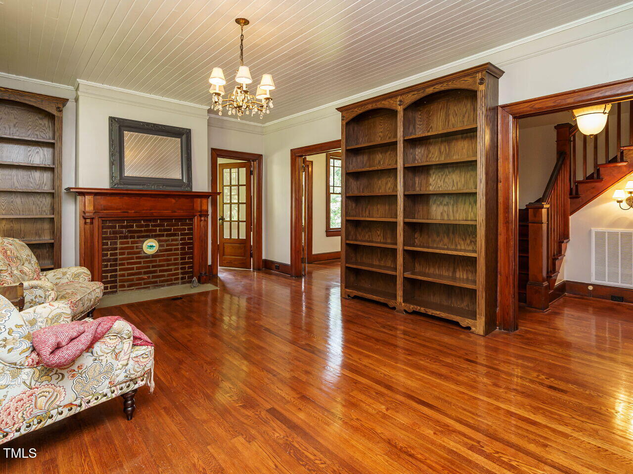 714 Spring Lane