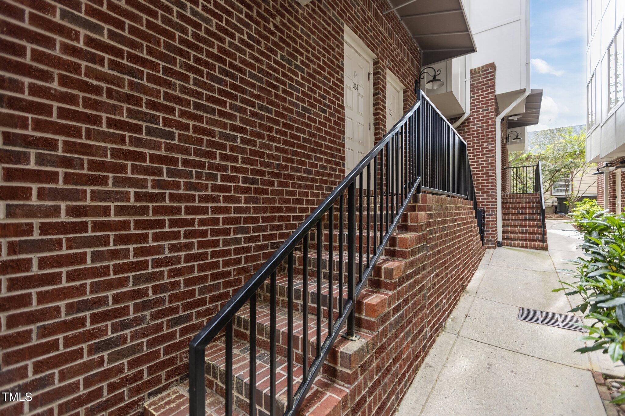 400 W Rosemary Street Unit 104