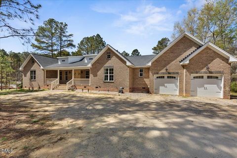 6370 Golden Court Zebulon NC 27597