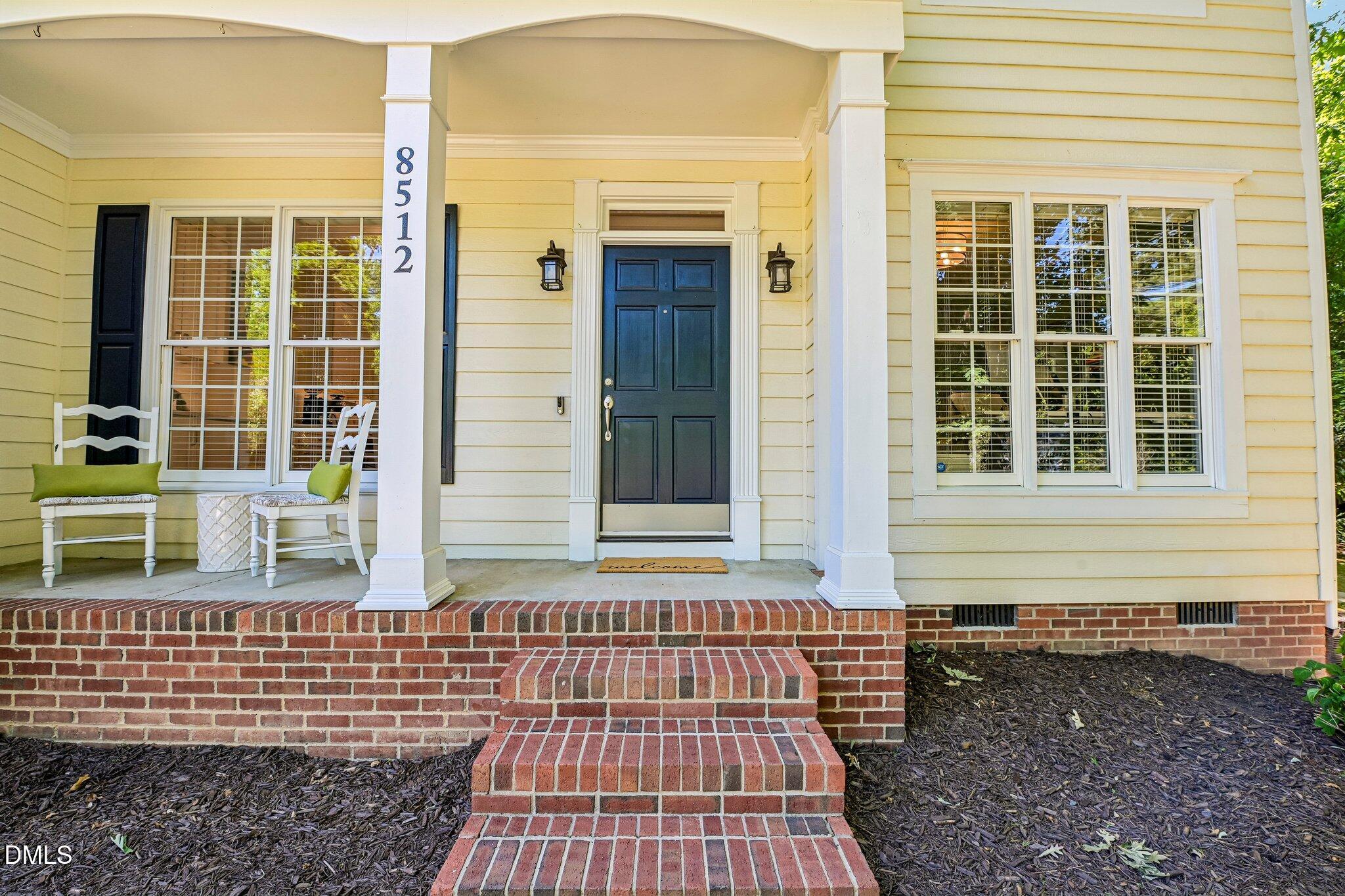 8512 Hampton Chase Court