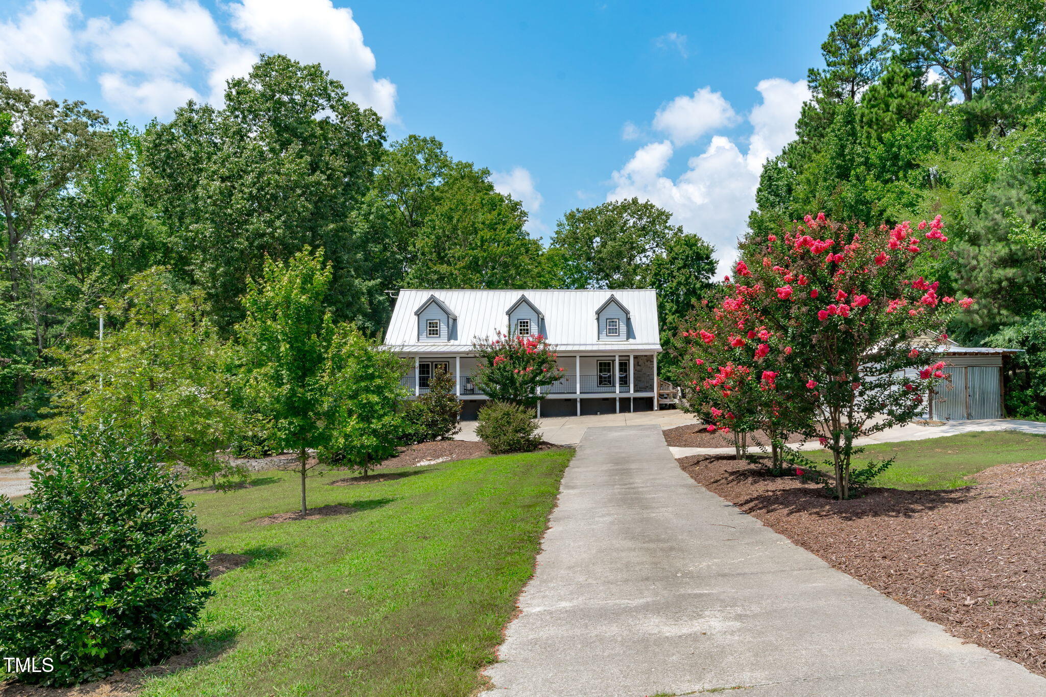 1408 Old Ivey Road