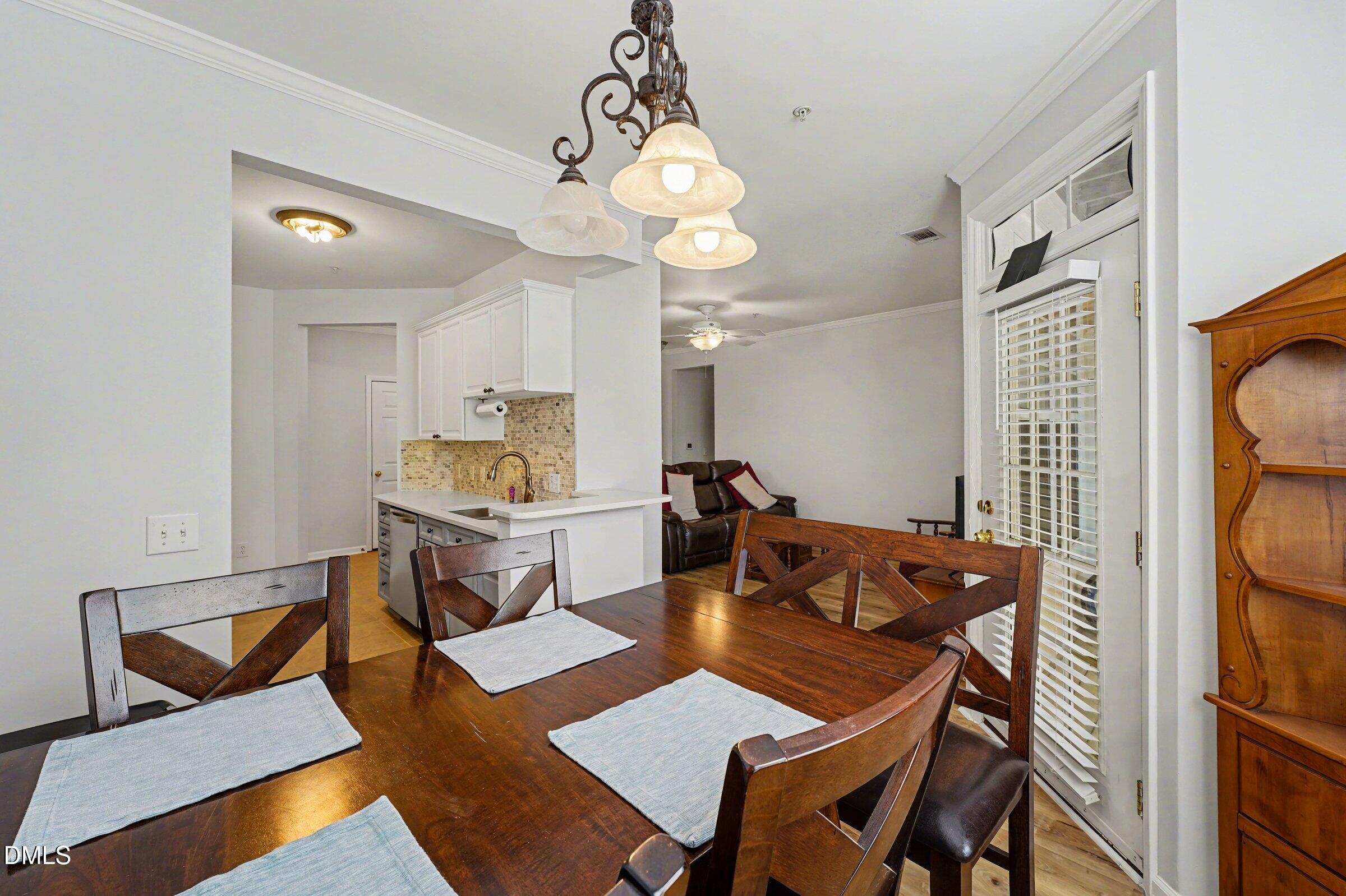 8221 Allyns Landing Way 204
