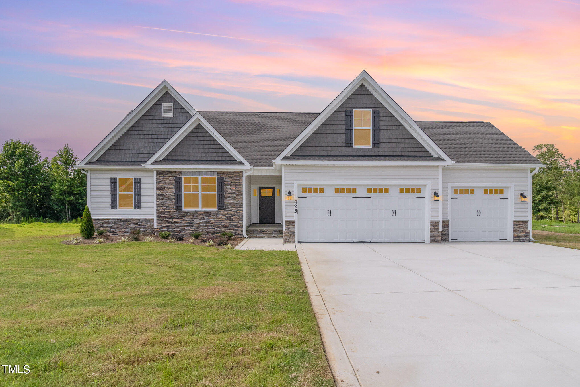 View Smithfield, NC 27577 house