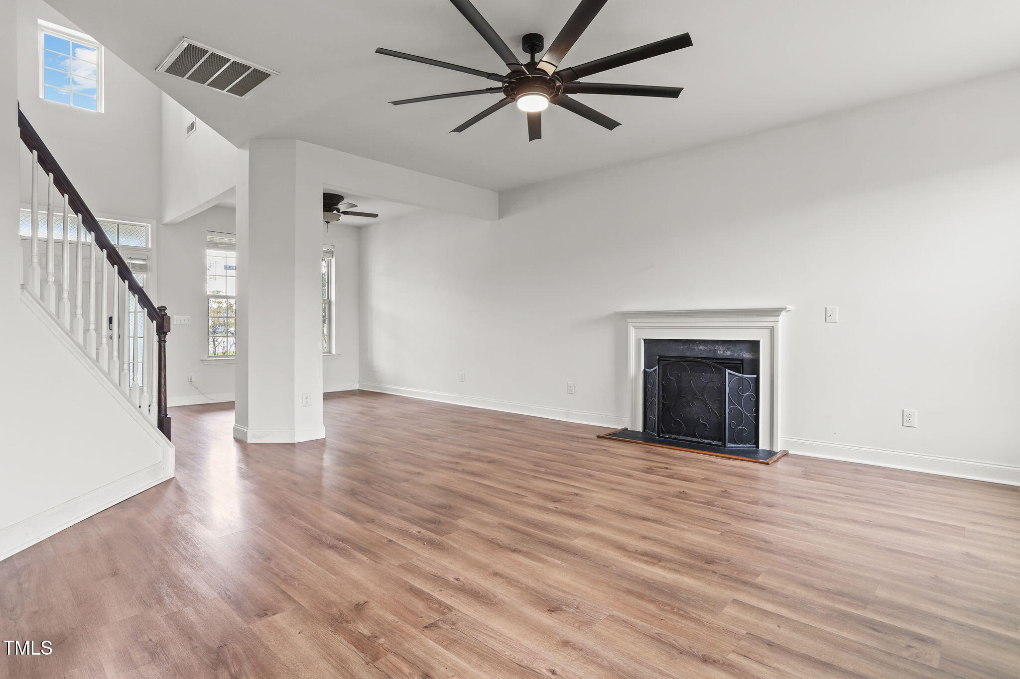532 Willow Breeze Court