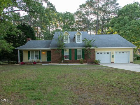 Photo of 1929 Partridge Court, Fayetteville, NC 28304 (MLS # 10160206)