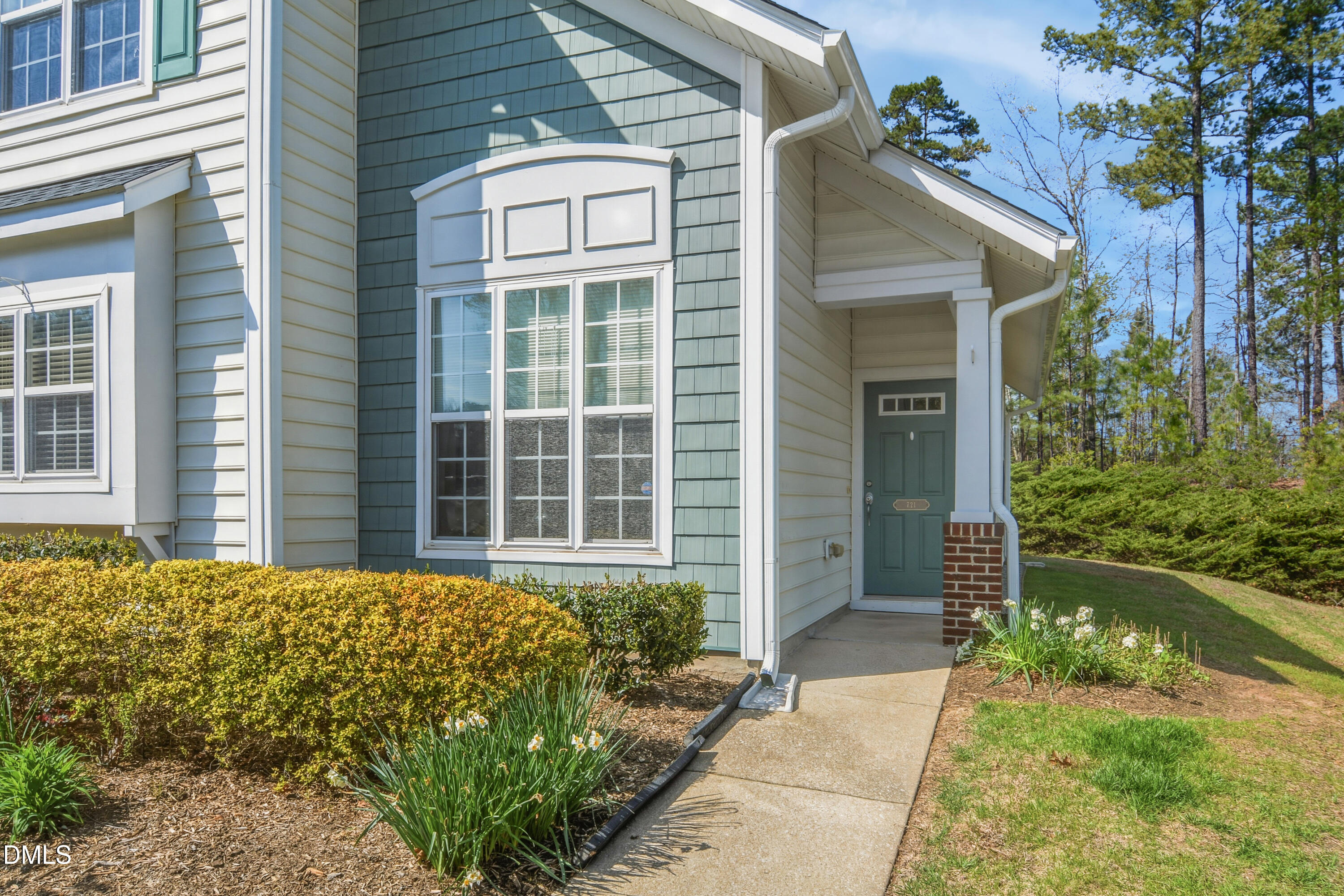 721 Hamlet Park Drive