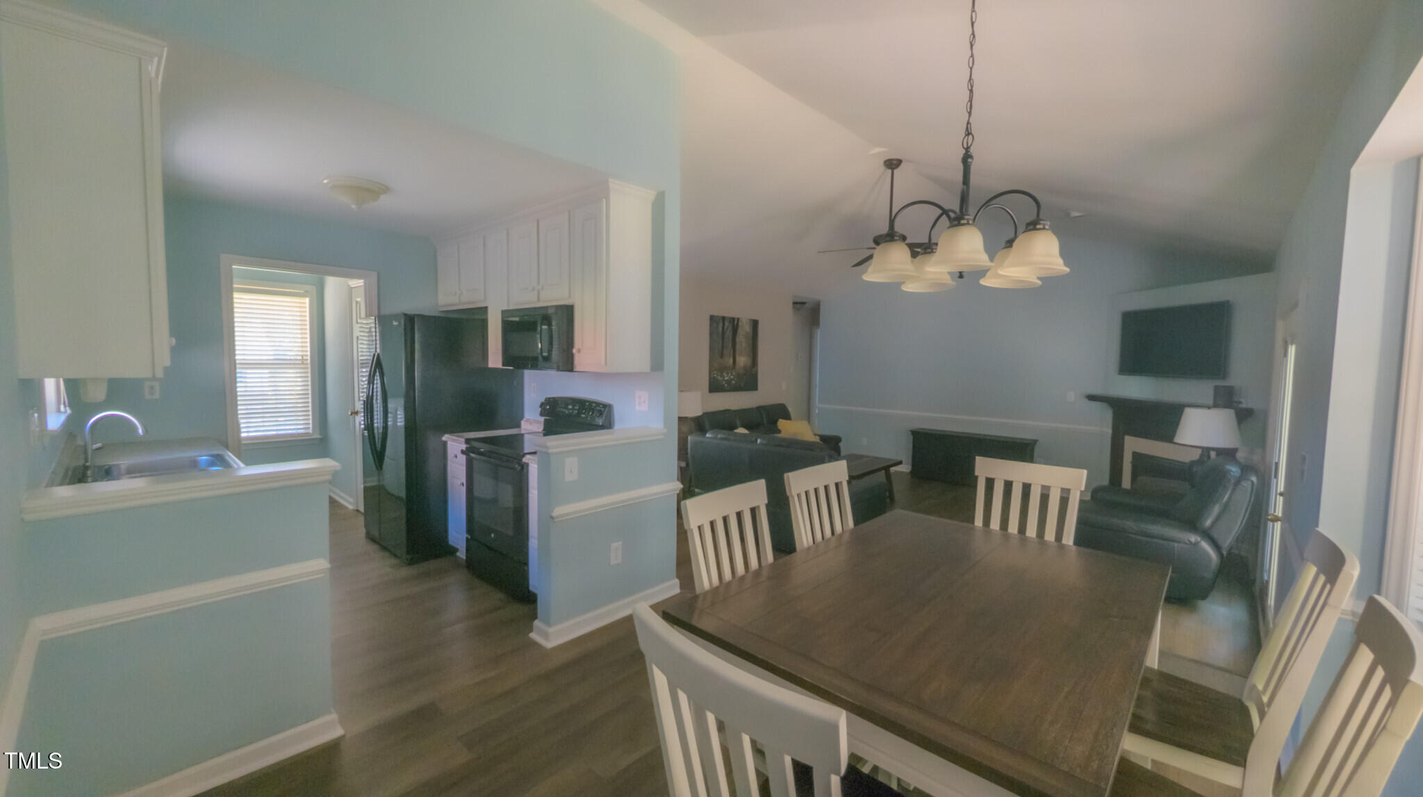 400 Southerby Drive
