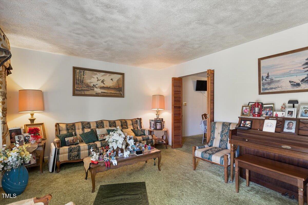 5630 Jones Sausage Road