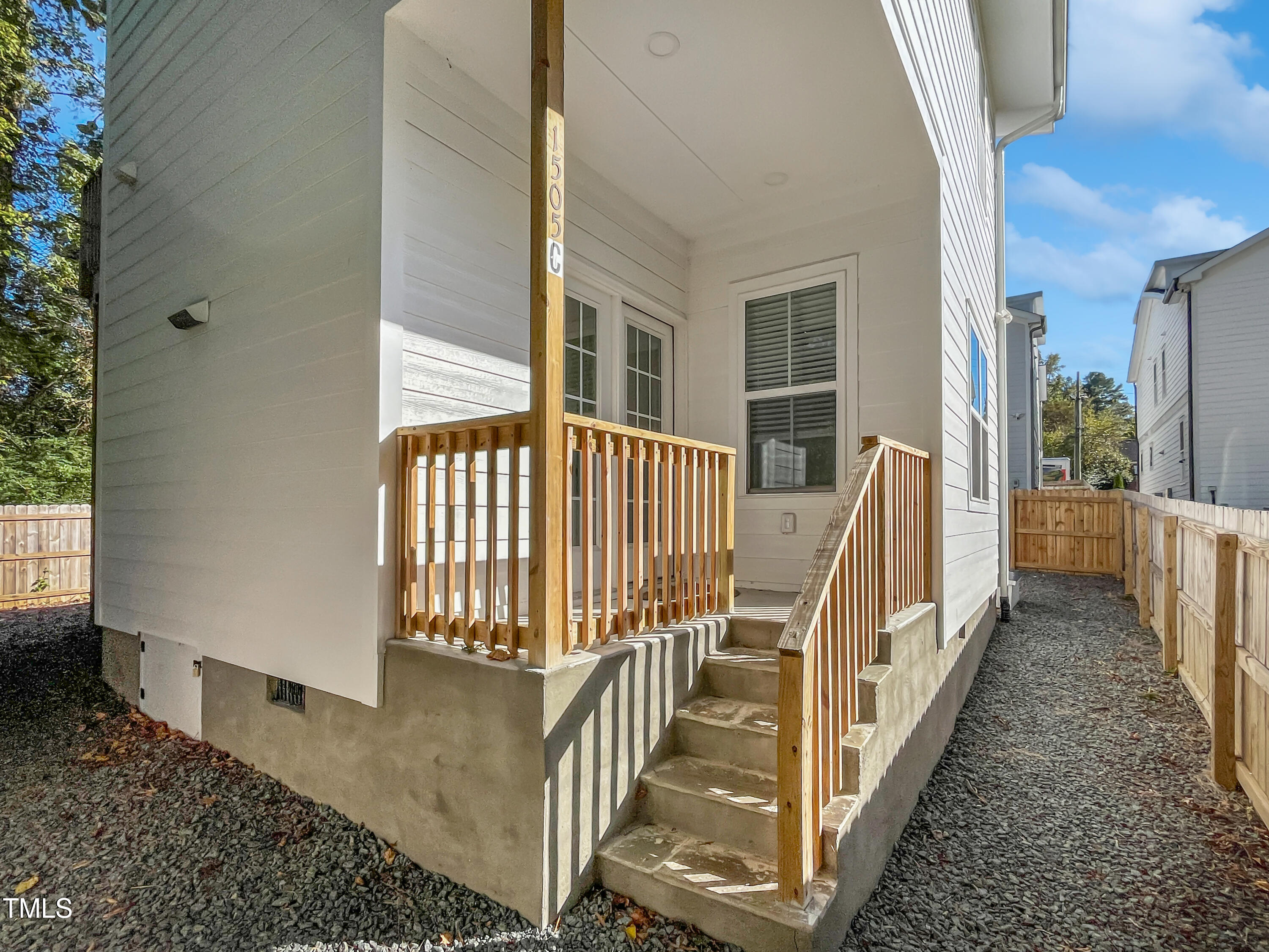1505 Juniper Street
