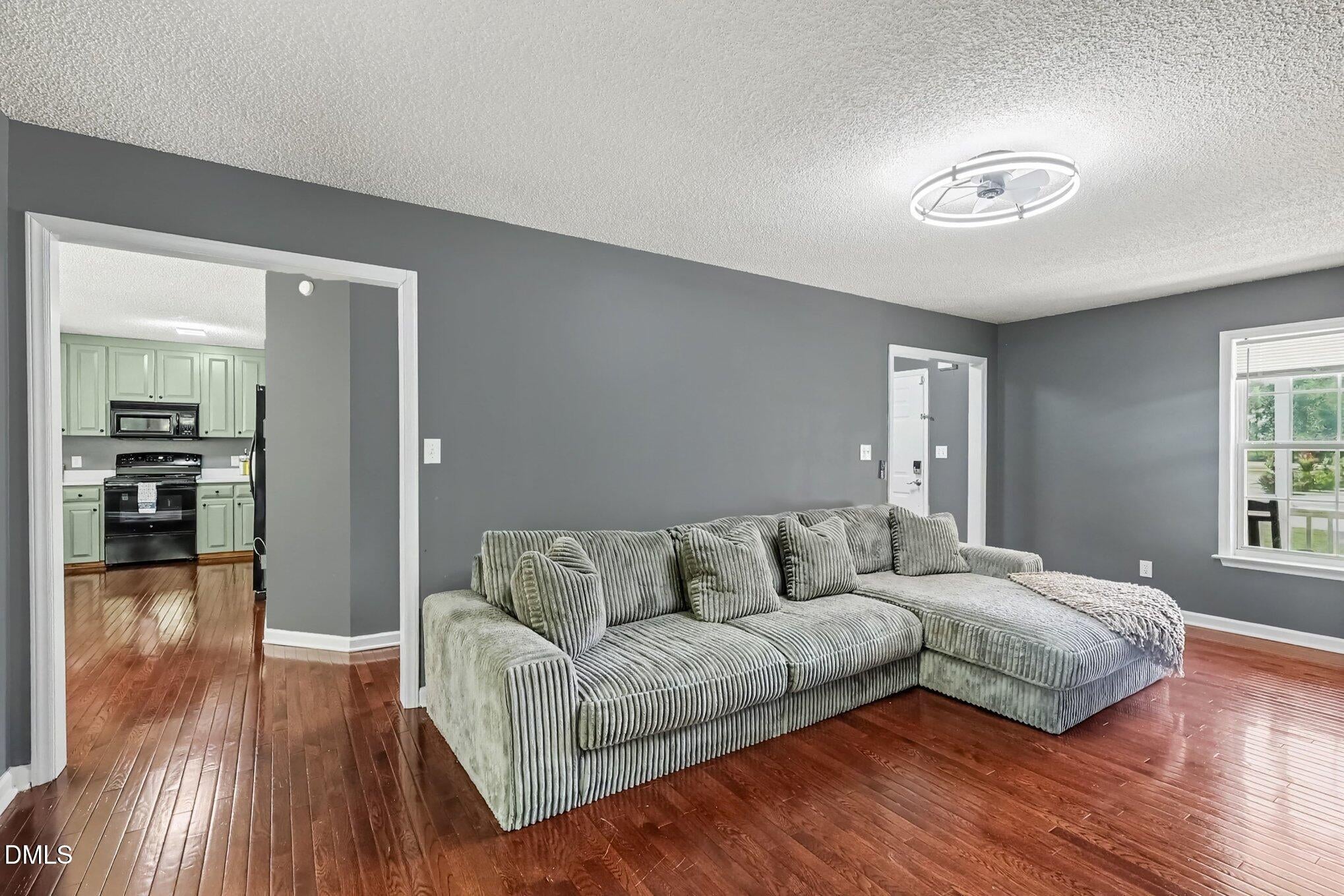 1001 Yopon Court