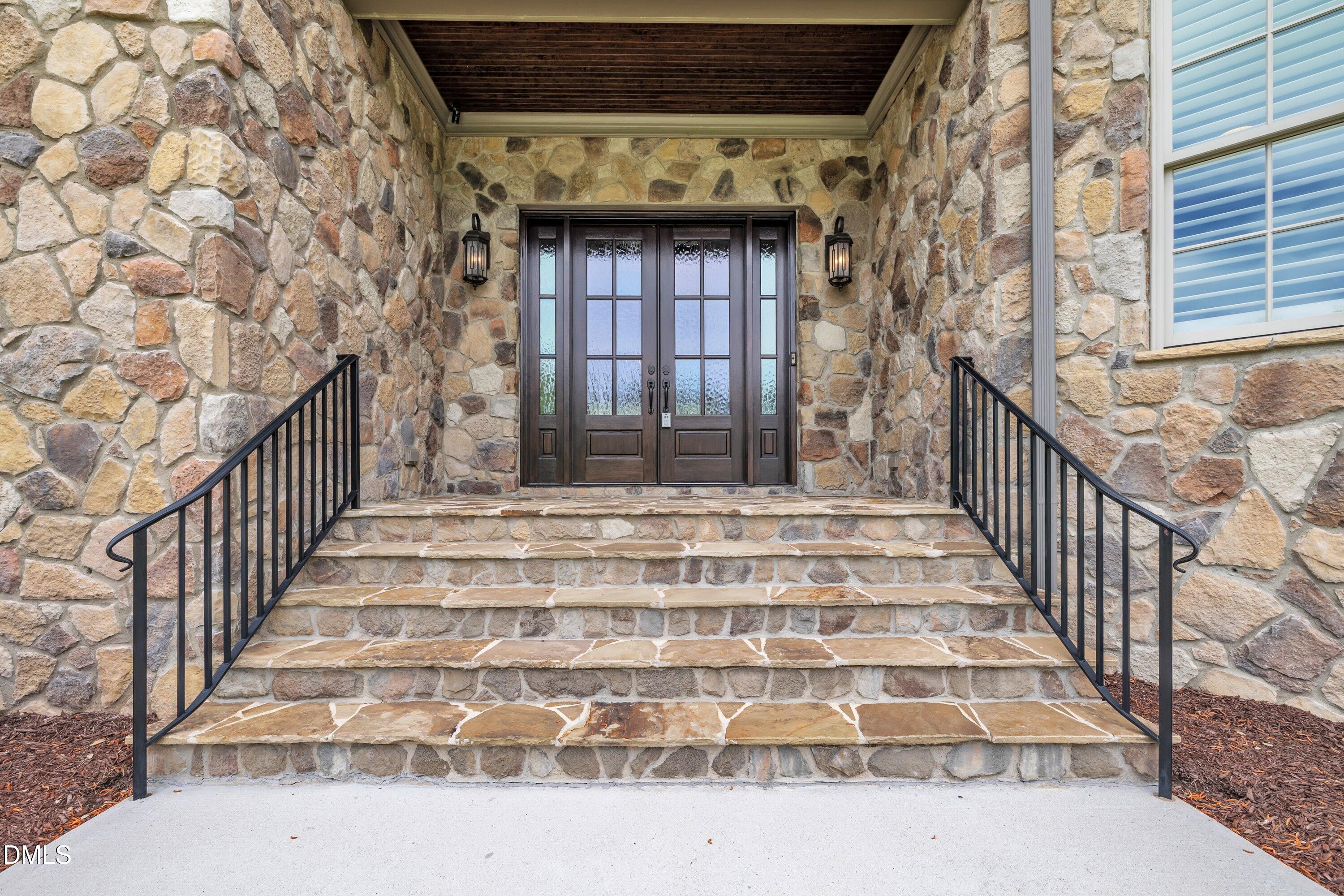 628 Carolina Crossings Drive