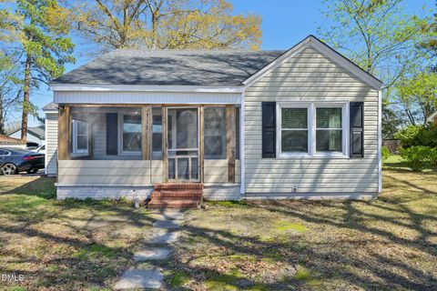 712 Fairground Road Dunn NC 28334