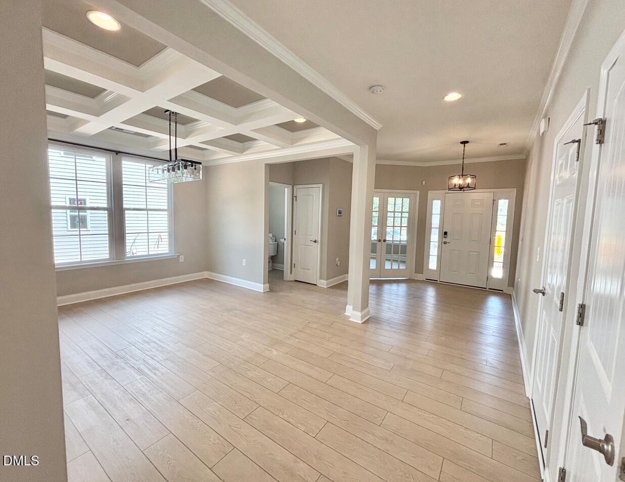 84 Creekhaven Drive 80