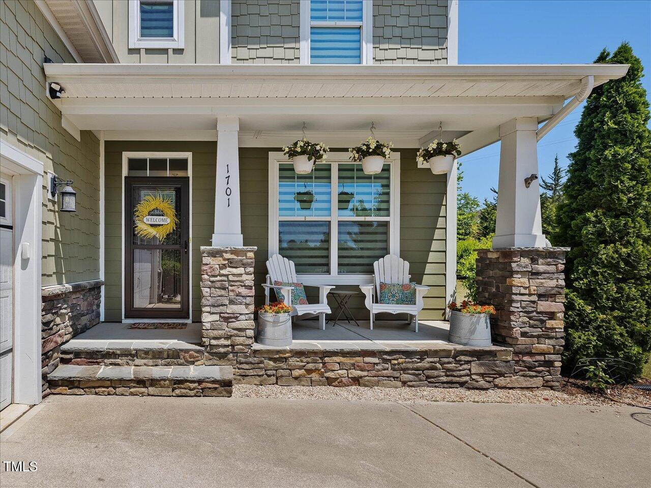 1701 Bodwin Lane