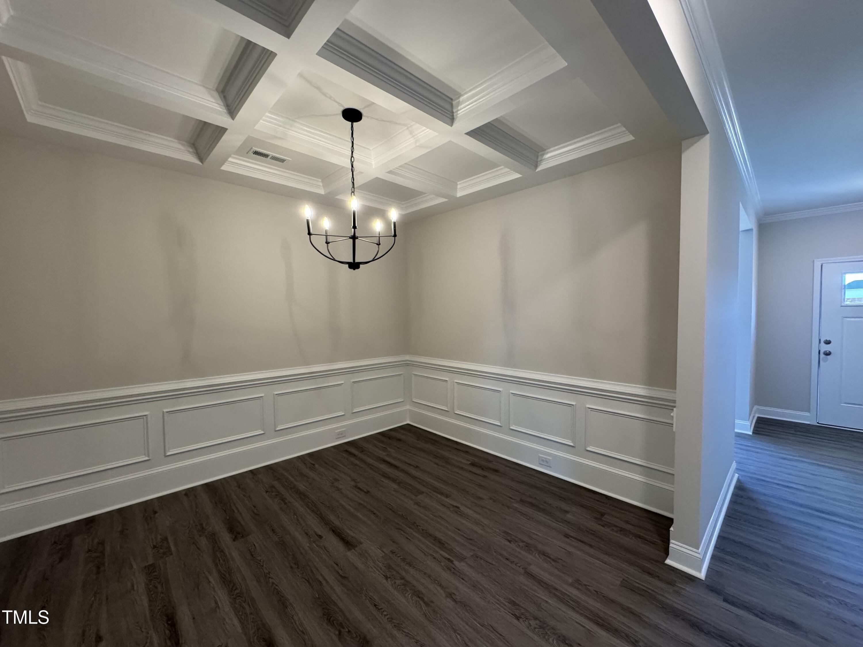 99 Mapledale Court