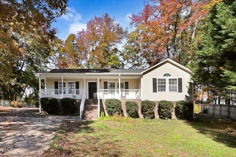 1240 Banjo Drive Zebulon NC 27597