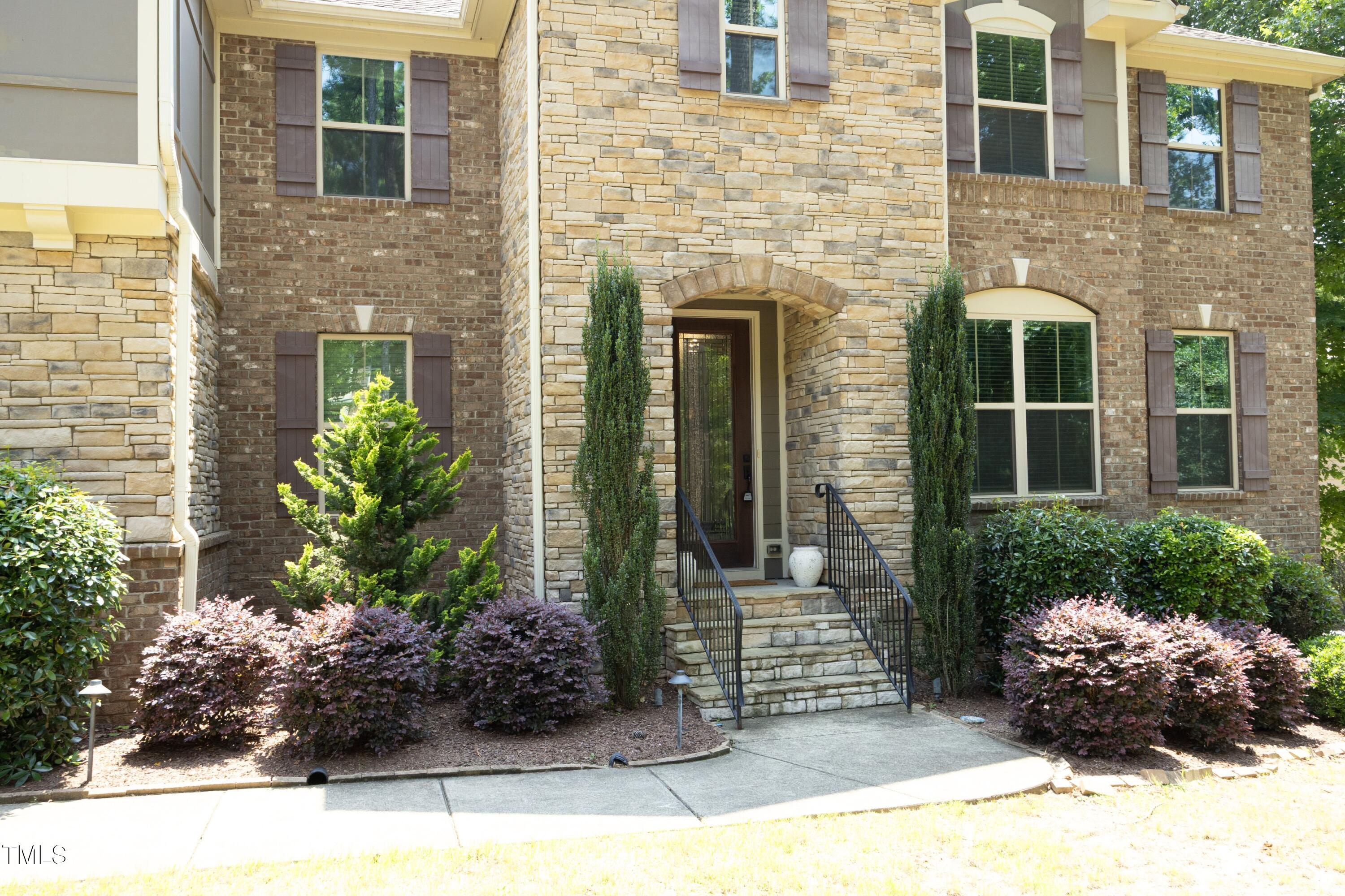 156 Stoney Creek Way