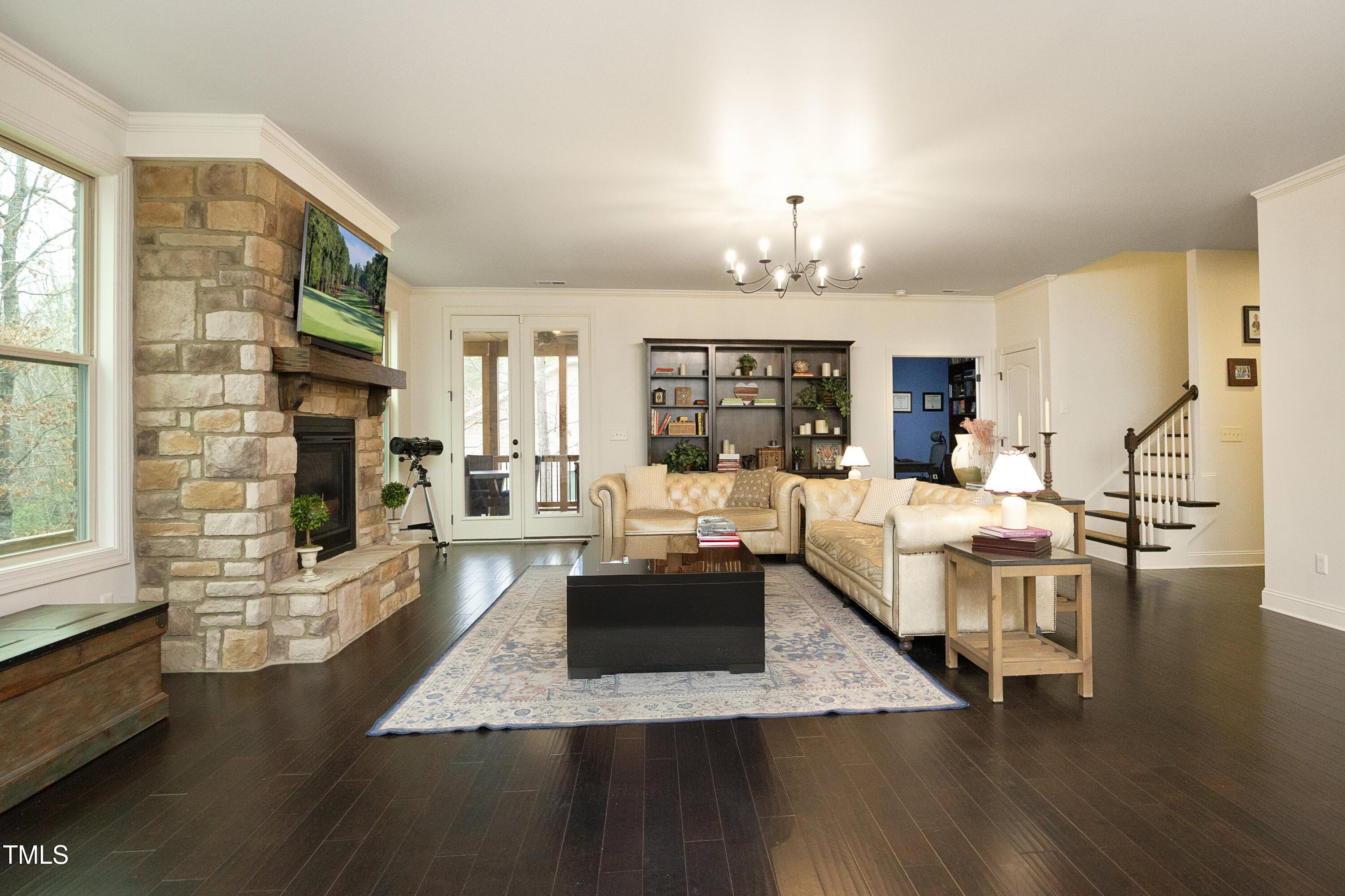 156 Stoney Creek Way