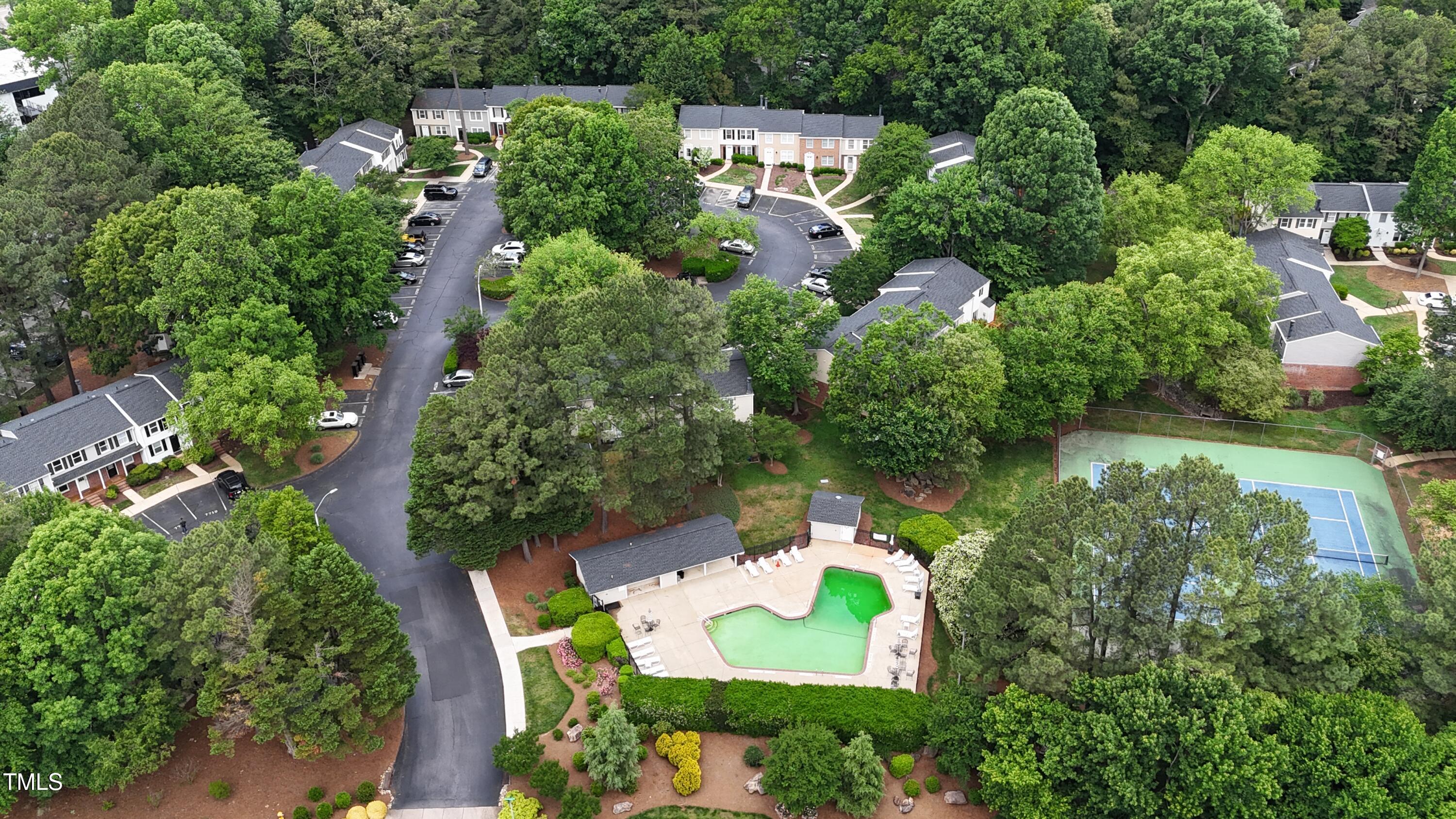 7719 Kingsberry Court
