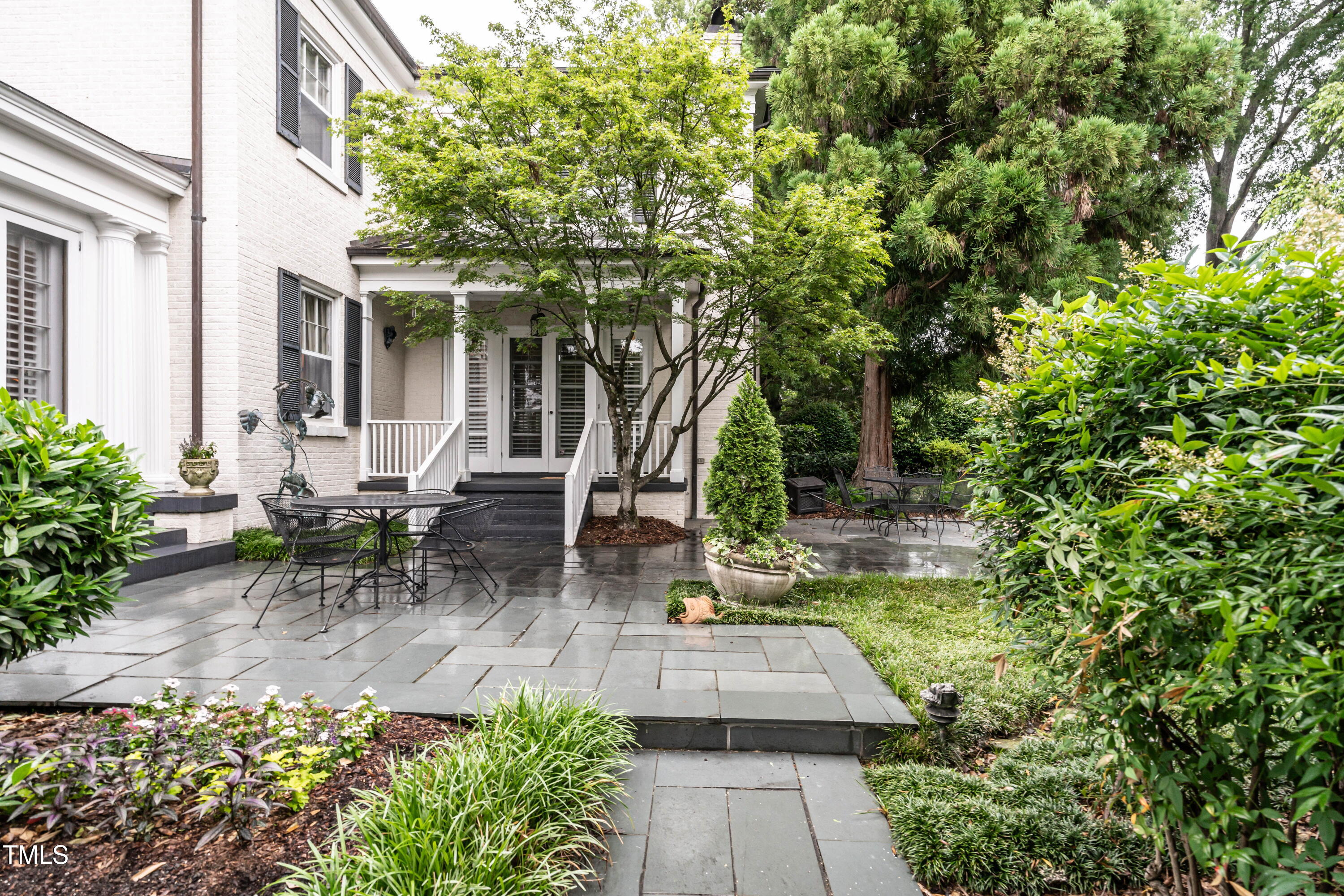 Raleigh, North Carolina 27608, United States, 3 Bedrooms Bedrooms, ,4 BathroomsBathrooms,Residential,Active,140260