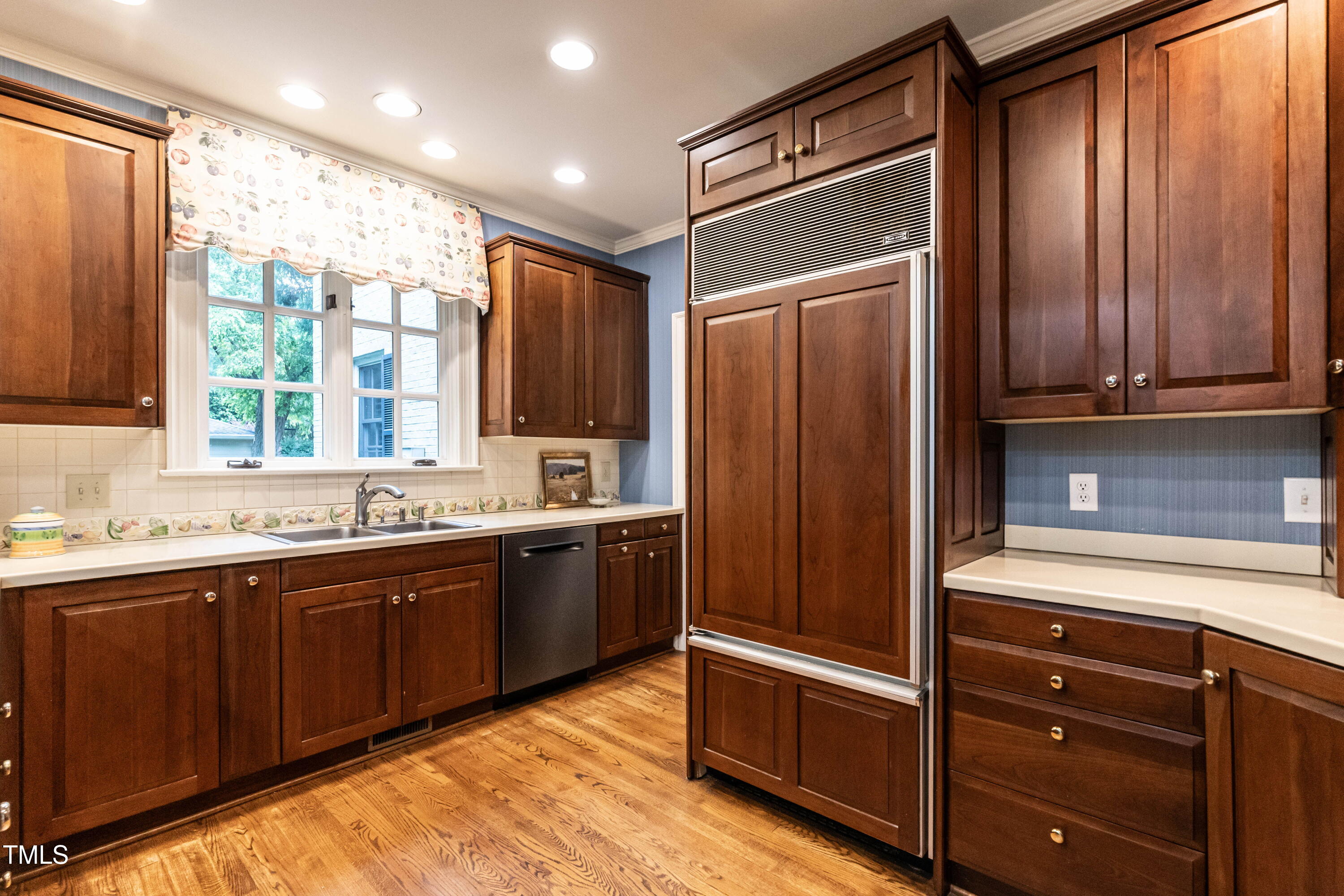 Raleigh, North Carolina 27608, United States, 3 Bedrooms Bedrooms, ,4 BathroomsBathrooms,Residential,Active,140260