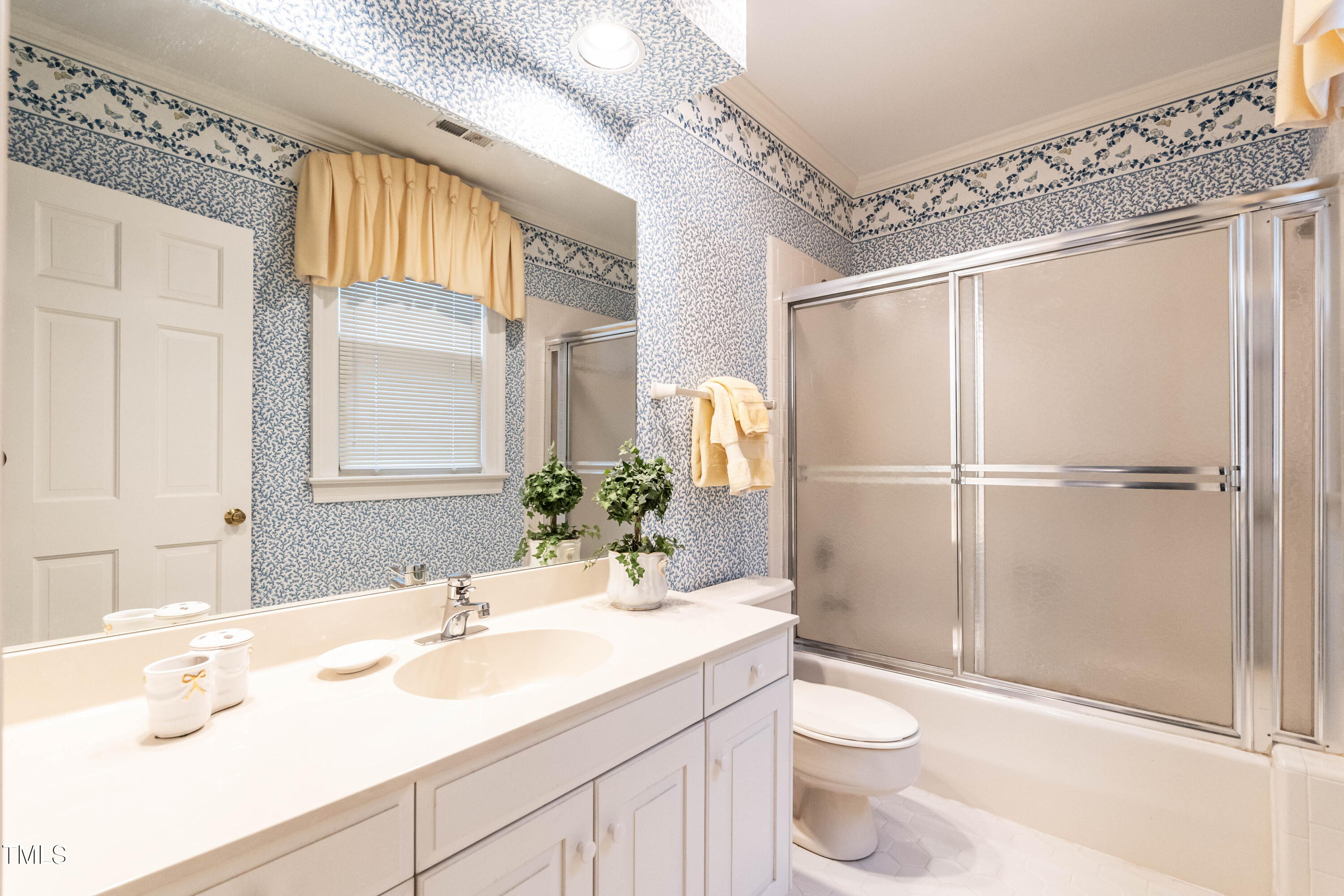 Raleigh, North Carolina 27608, United States, 3 Bedrooms Bedrooms, ,4 BathroomsBathrooms,Residential,Active,140260