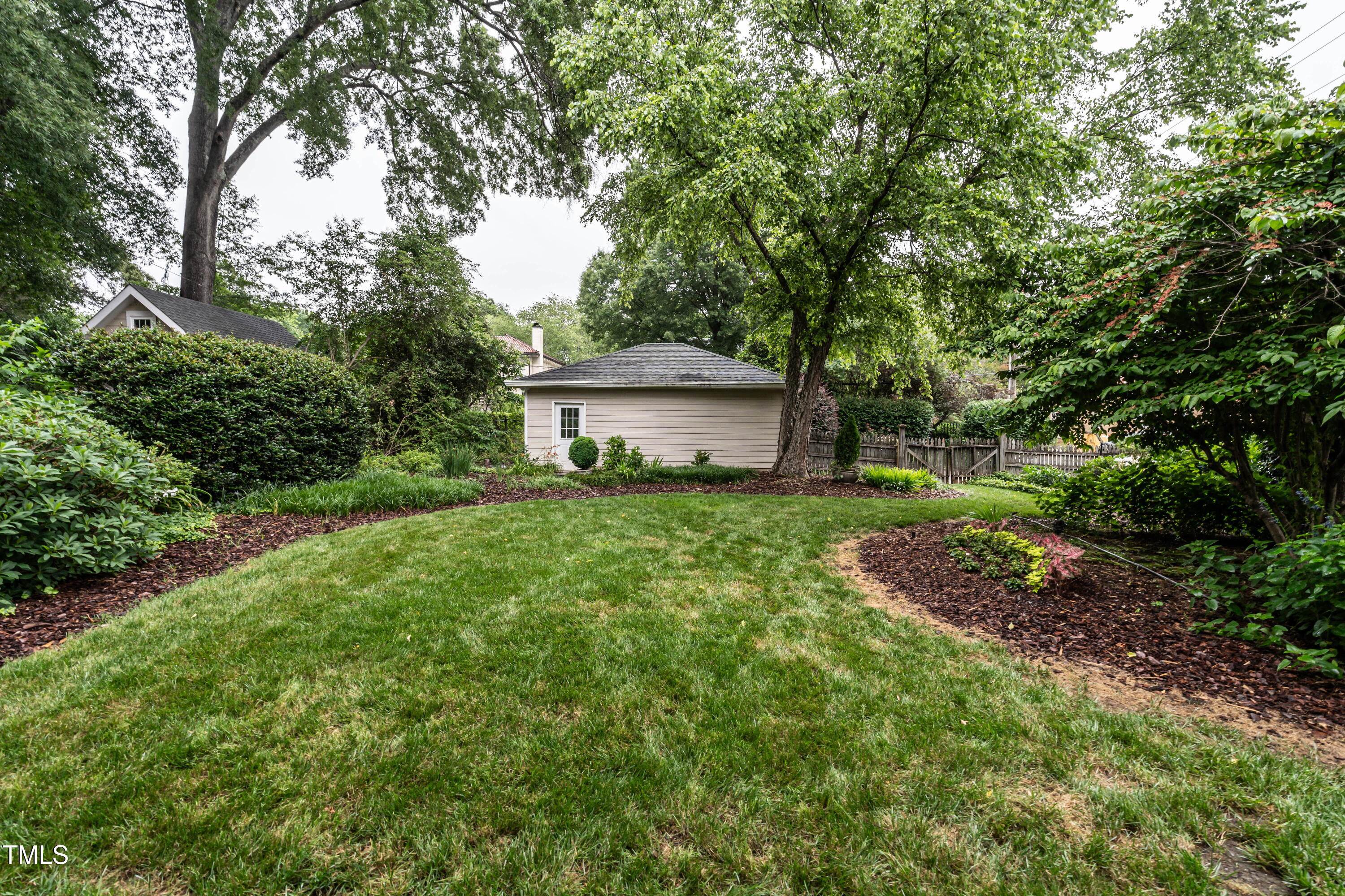 Raleigh, North Carolina 27608, United States, 3 Bedrooms Bedrooms, ,4 BathroomsBathrooms,Residential,Active,140260