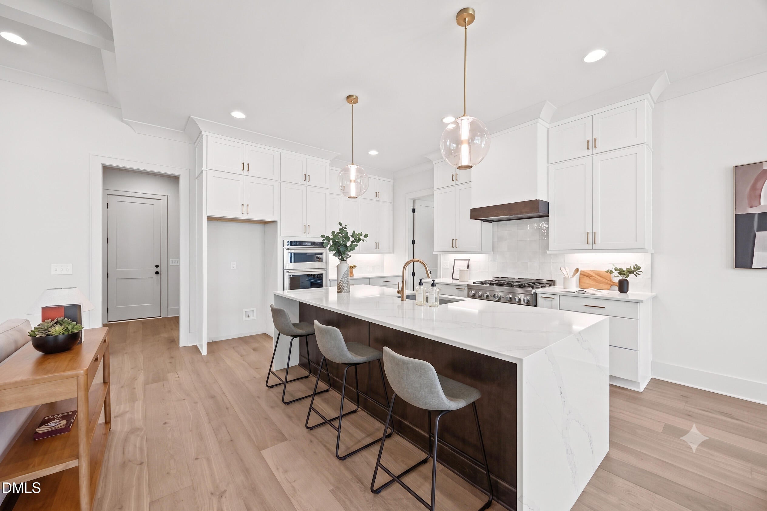 35 Chestnut Oak Drive