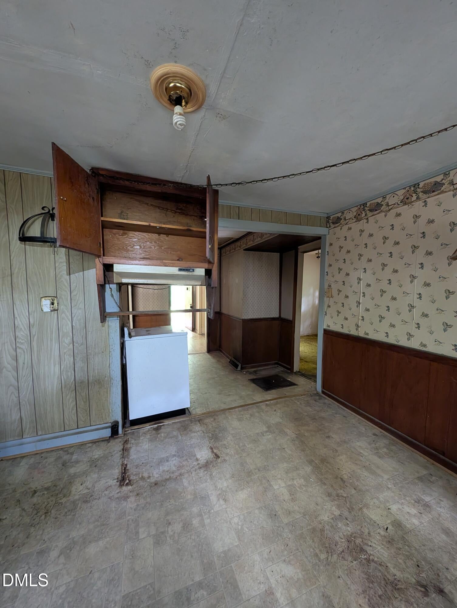 1814 Cole Mill Road