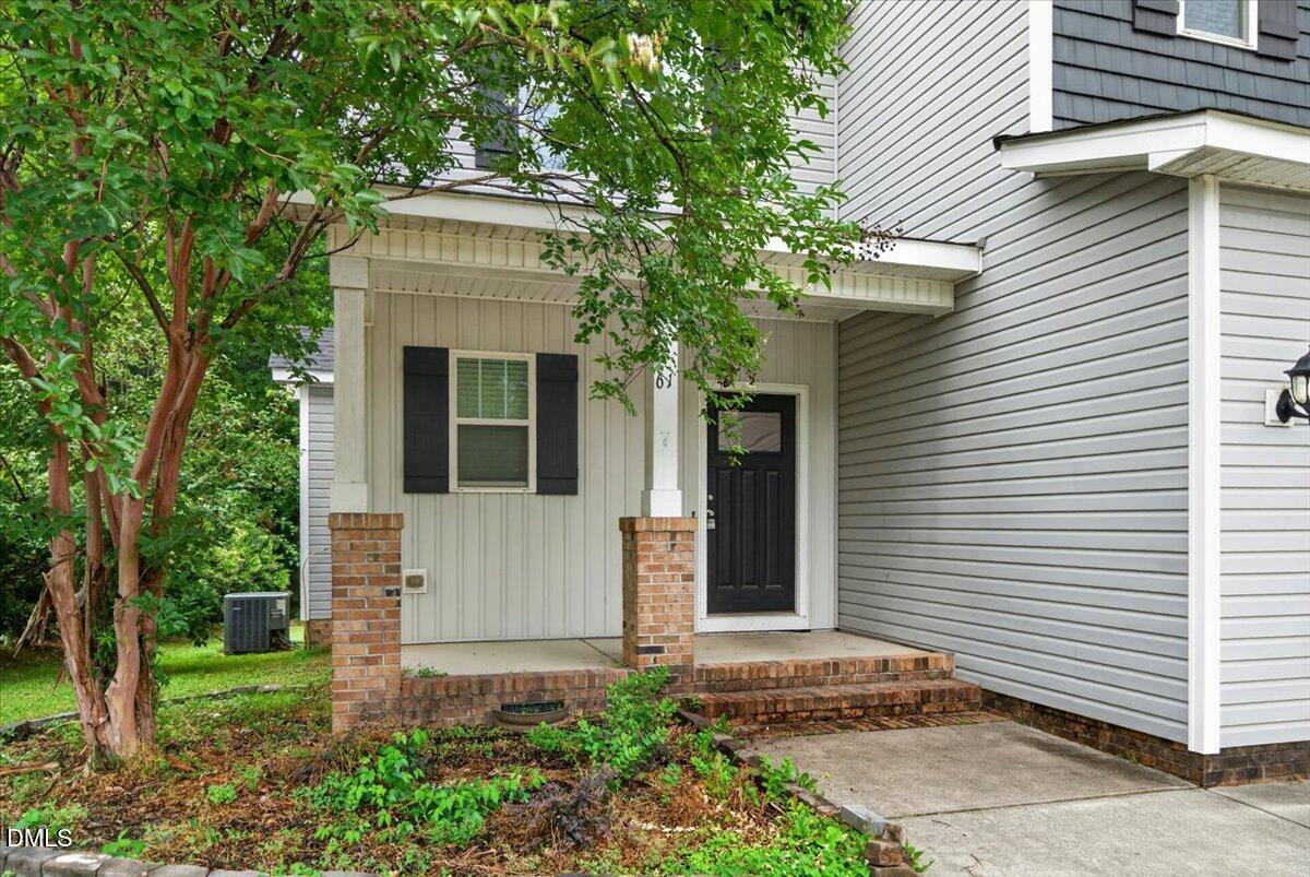 61 Wood Green Drive