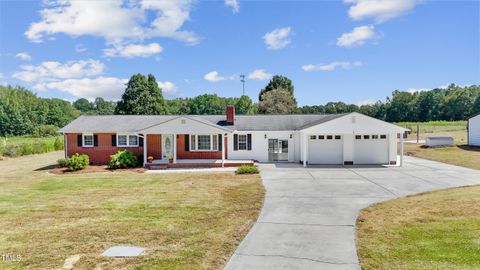 1580 N Honeycutt Street Benson NC 27504