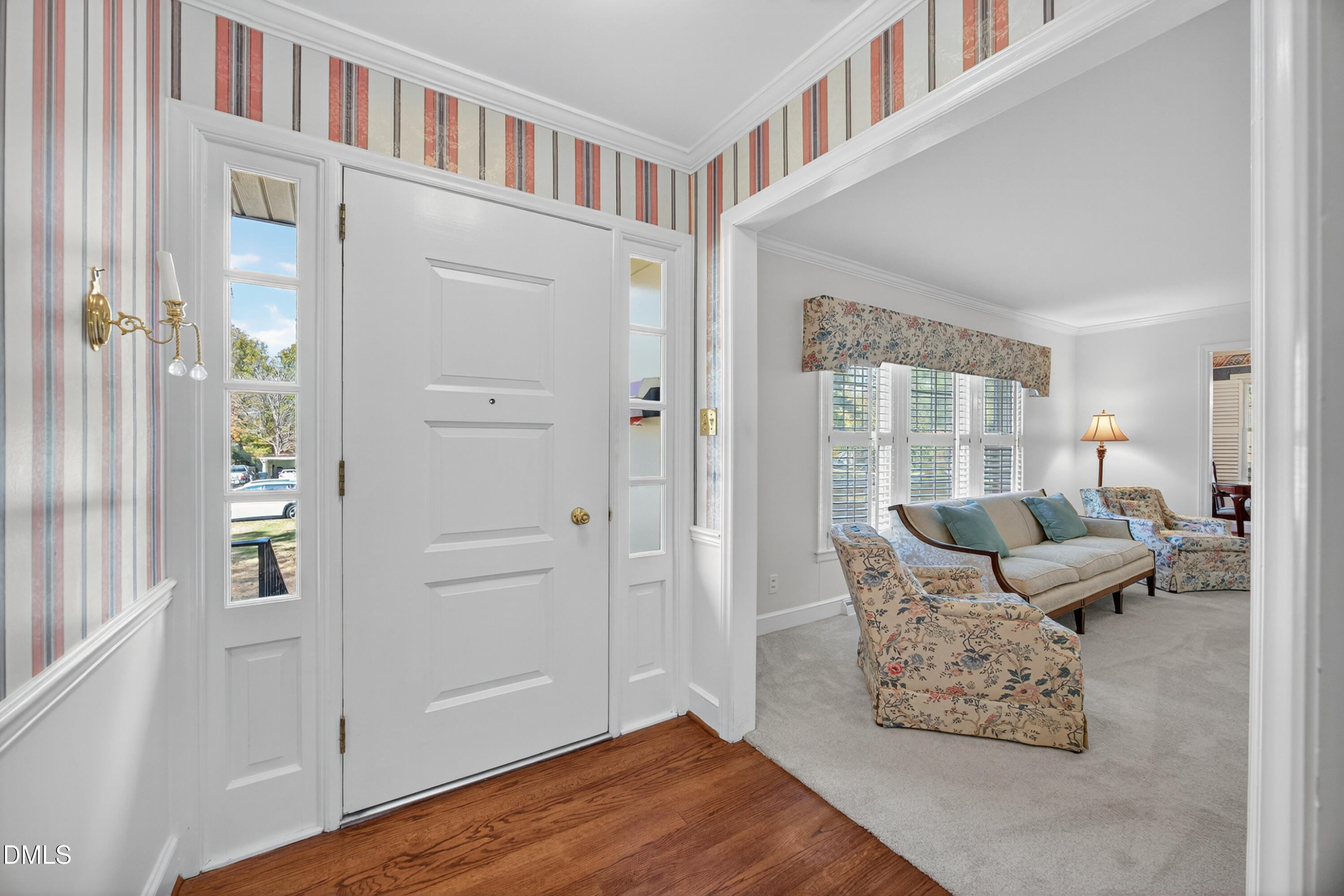 2174 Woodland Avenue