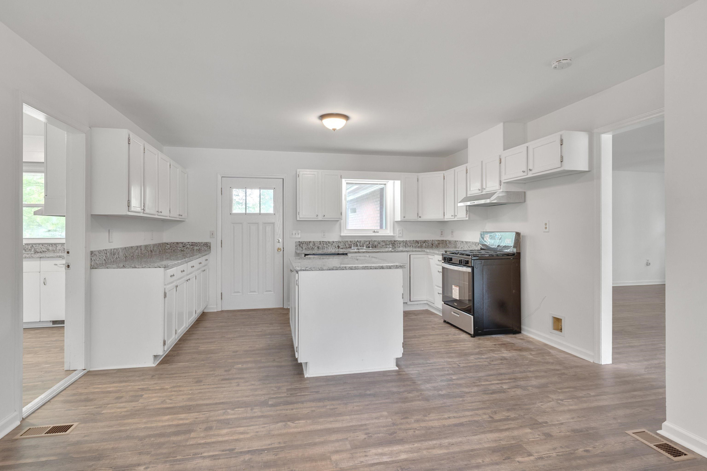 2171 Bud Lipscomb Road