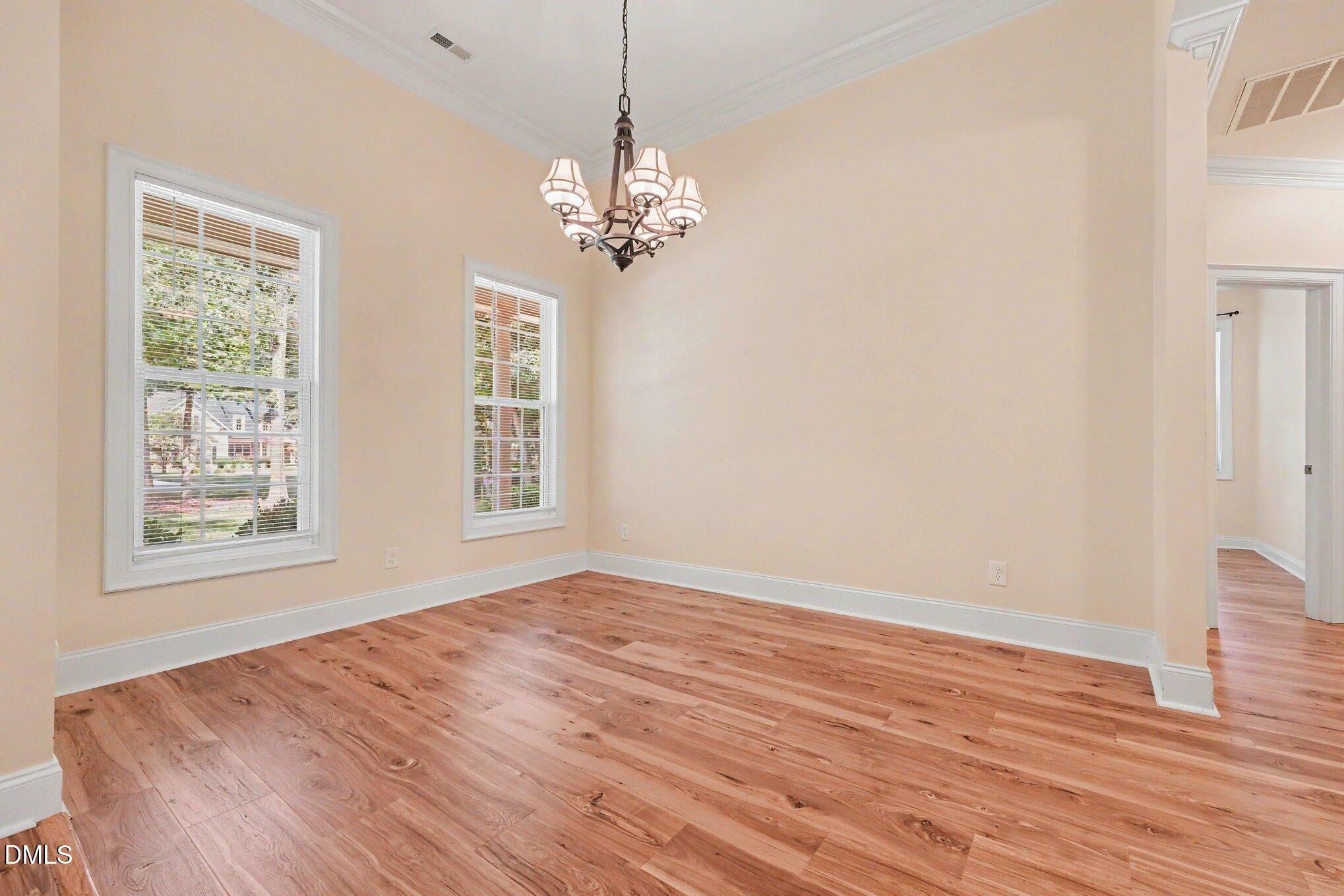 351 N Old Lantern Road