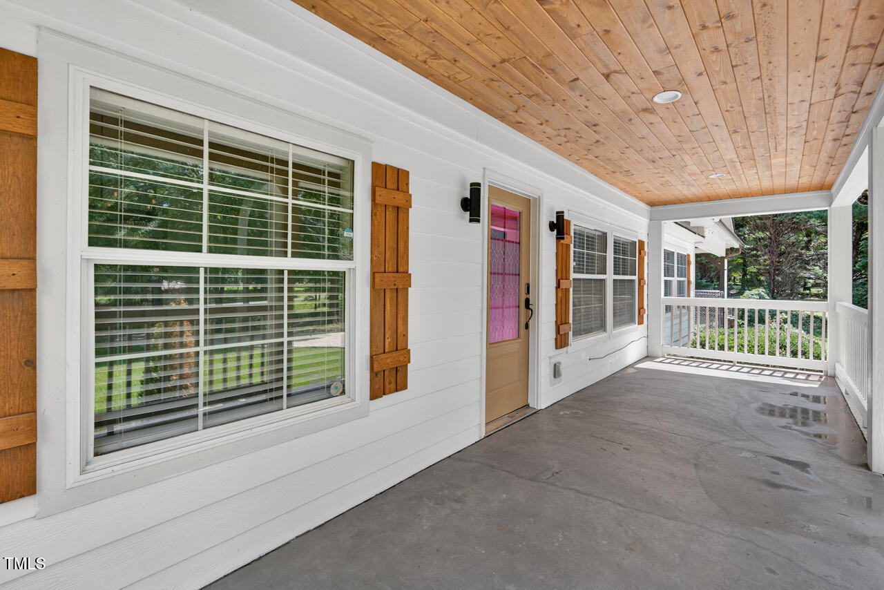 3649 Windsor Drive