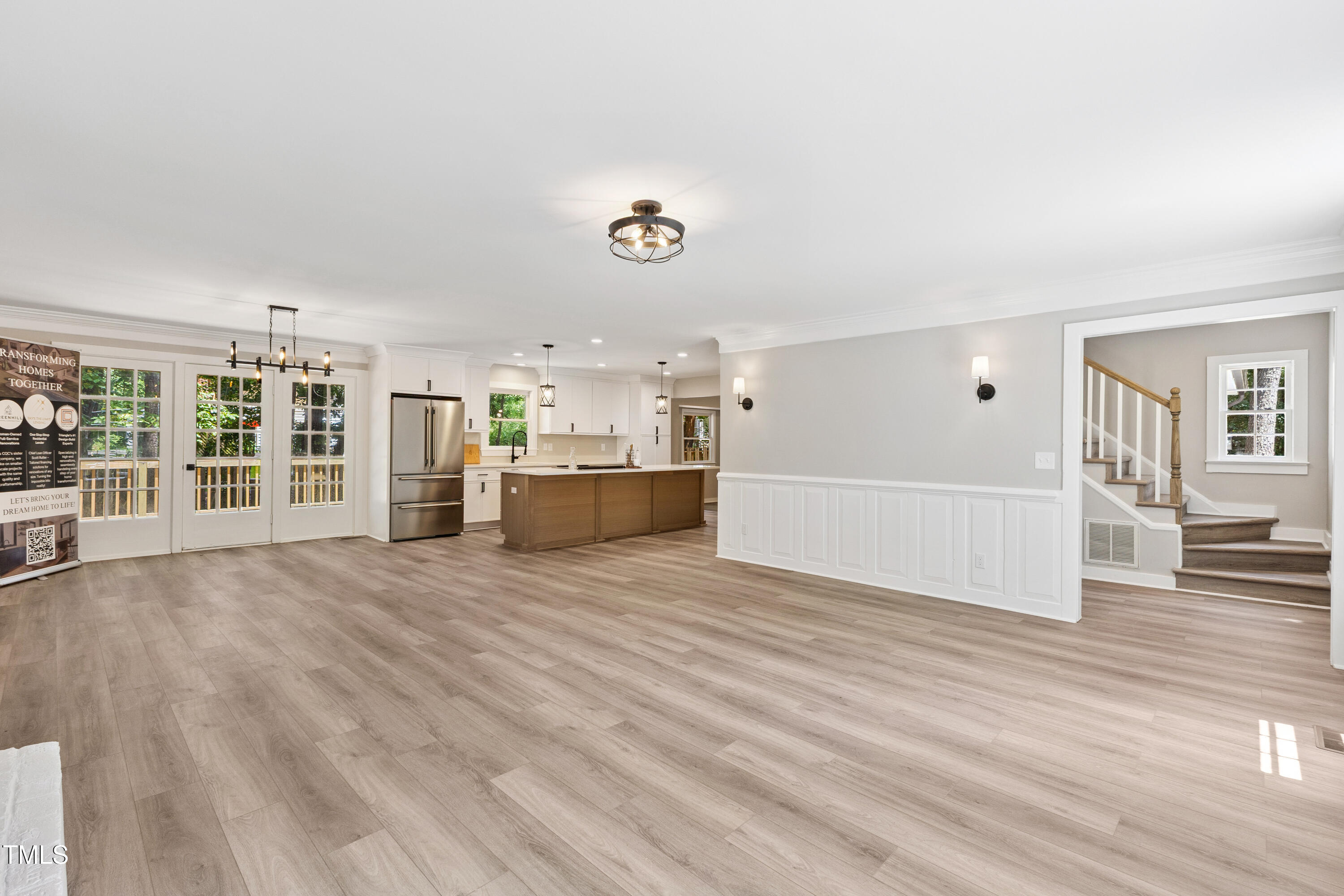 1609 Falls Court